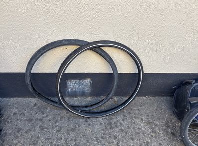 puncture resistant Bike tyres (pair)