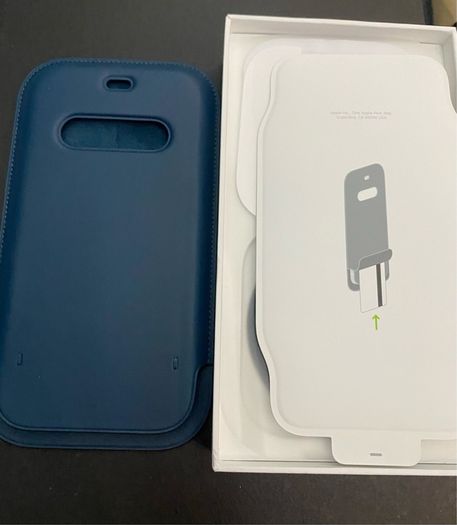 Apple IPhone 11 12 13 14 Pro Leather sleeve cover case  with MagSafe original