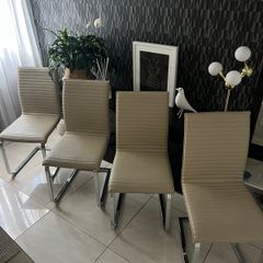 4 dining chairs