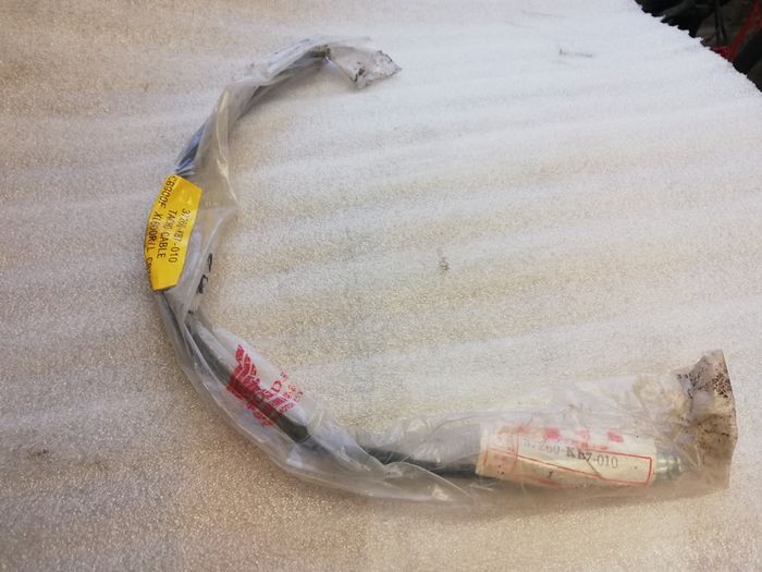Honda CB750 900 F XL600 R / L Tacho cable