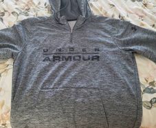 Underarmour top