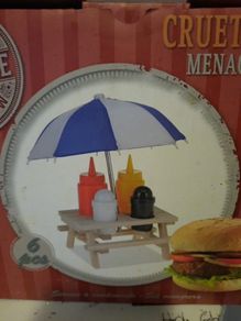 cute funky picnic bench 6 piece condiment set