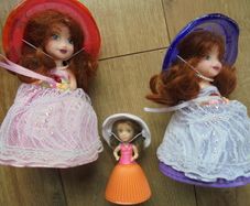 Cupcake dolls