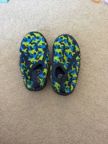 Swimming boots