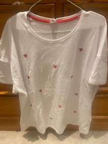 ladies t-shirt