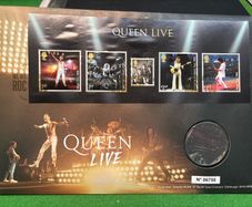 Queen Live 5 Pound Coin Royal Mint BU