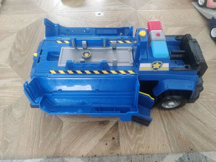 Paw Patrol Police Truck
