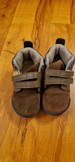 Toddler shoes size 5