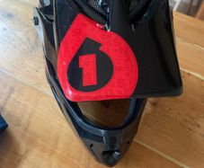 helmet size L