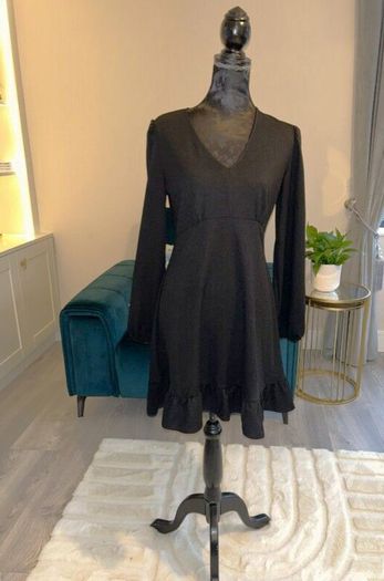 Ladies Black Long-Sleeved Dress from Primark Size Medium UK 12-14 / EU 40-42