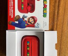 EarPods super Mario earphones