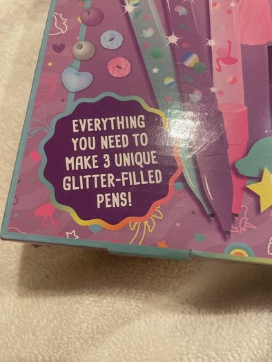 Create Your Own Sparkly Pens - Smiggle
