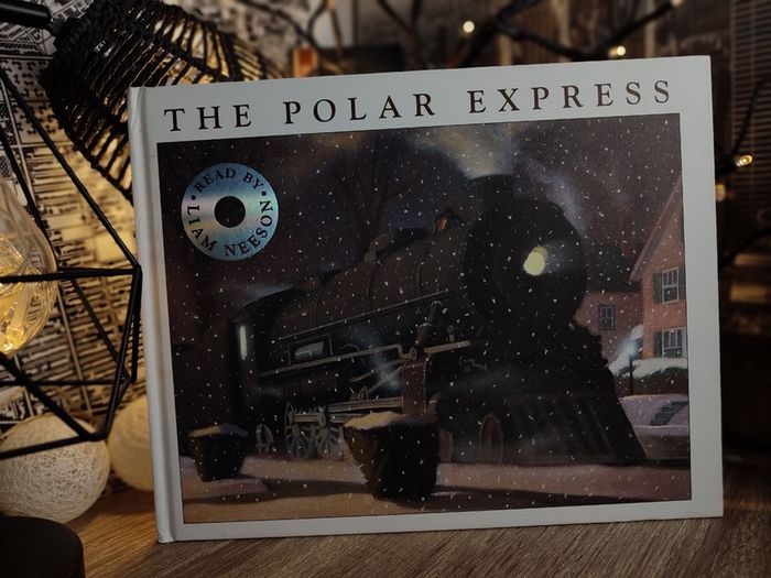 The Polar Express ! by Chris Van Allsburg ! CHEAPEST COPY ONLINE ! with CD read by Liam Neeson ! 2017 ! by Andersen Press !