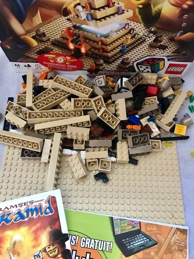 LEGO 3843 Ramses Pyramid game