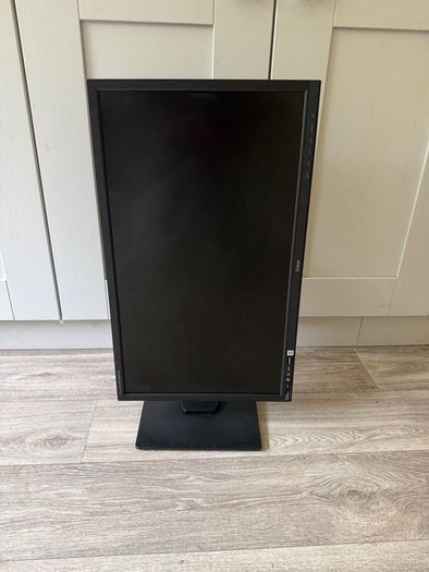 iiyama 24" monitor