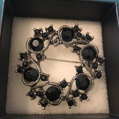 Brooch