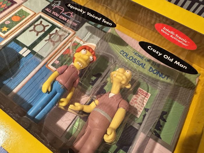 Playmates The Simpsons Main Street Interactive Environment 2002