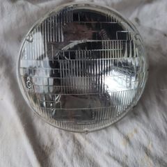 Wagner 7" sealed beam 12 volt headlamp