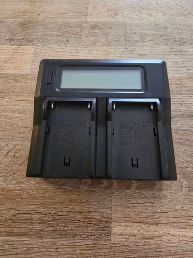 Sony NP-F dual battery charger