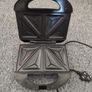 sandwich maker Image 2