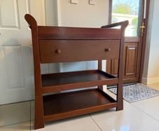 Changing table