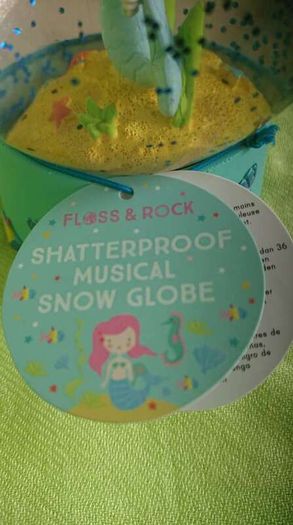 Floss & Rock Shatterproof Musical Sparkles Globes