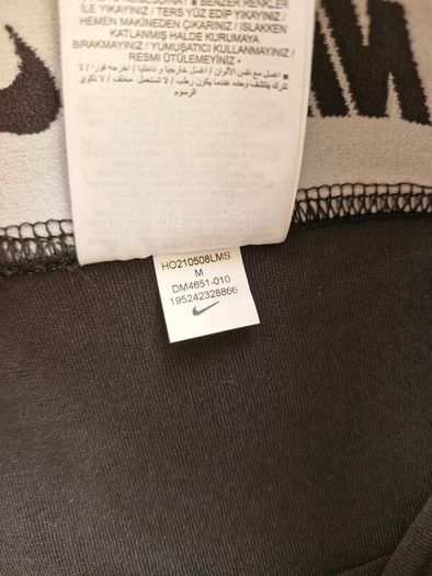Nike leggings (Size M)