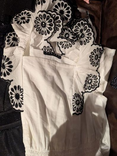 Girls dresses (Age 7-8yrs)
