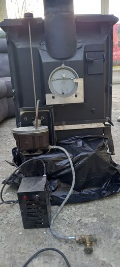 Freestanding oil stove
