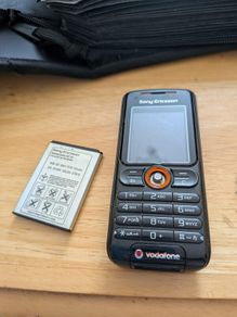 old phones as seen eur 5 each