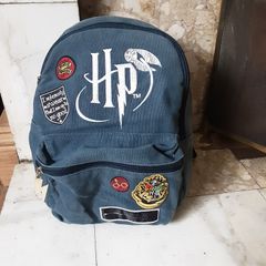 Harry potter back pack.