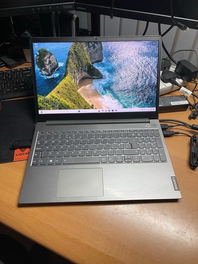 Lenovo Thinkbook 15 - i5 pro 10gen 8/512 win 11 pro