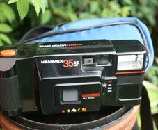 Vintage Hanimex 35 Sf Film Camera