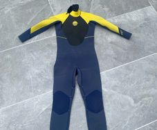 Wetsuit & Booties