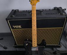 Fender classic series 72 telecaster deluxe