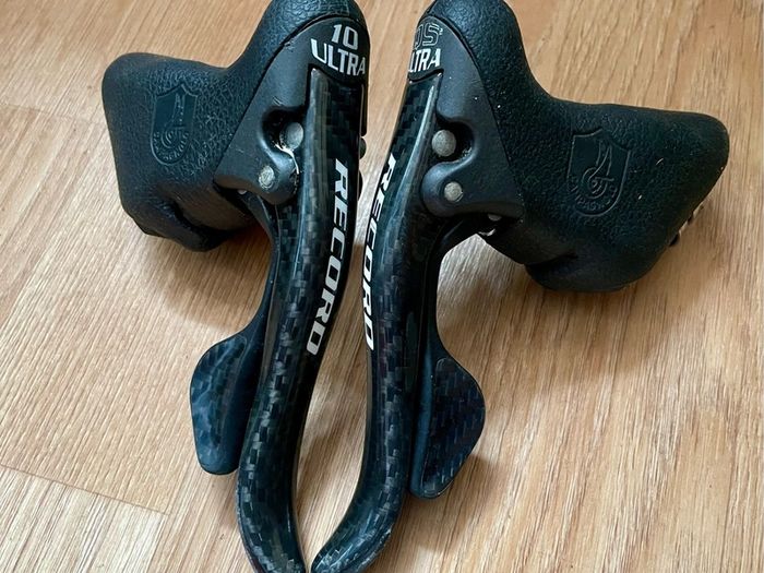 Campagnolo Record 10s carbon shifters