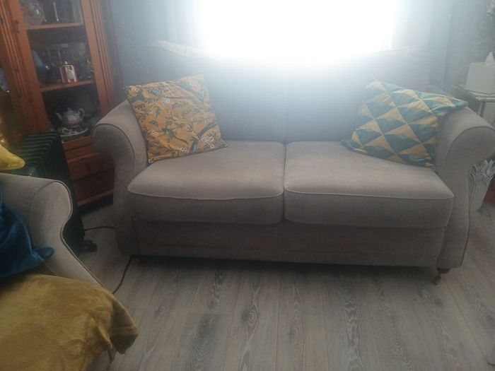 3 & 2 seater sofas