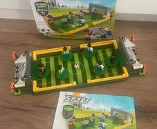Football pitch building toy