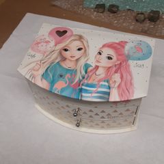 Jewellery box childs
