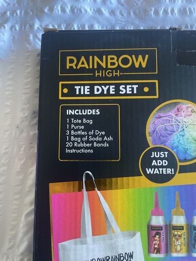 Rainbow High - Tie Dye set and Hair Chalk Studio