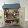 Le Toy Van Cherry Tree hall wooden dollshouse Image 7