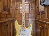 Fender Stratocaster 2021