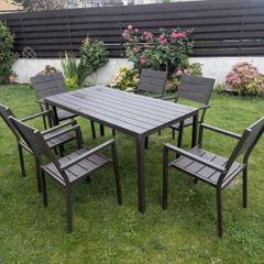 Garden table + 6 chairs