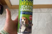Dog / Cat scatter granules - helps prevent territory marking to reduce scratching and fouling .