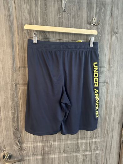 Under Armour Shorts YXL