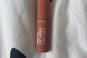 Rimmel lip latex - 250 honey bun