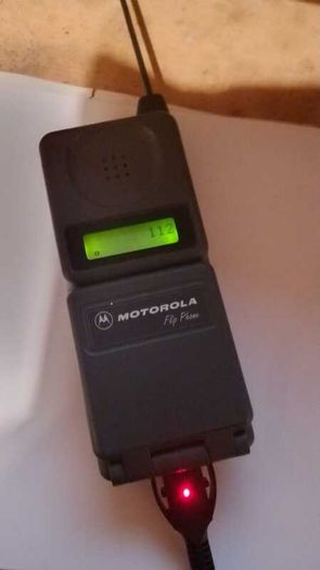 Motorola Vintage Micro Tac Original Flip Phone & Motorola Overnight Dual Charging Dock