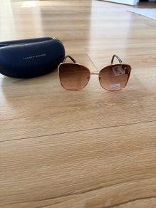 Sunglass Tommy Hilfiger