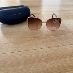 Sunglass Tommy Hilfiger