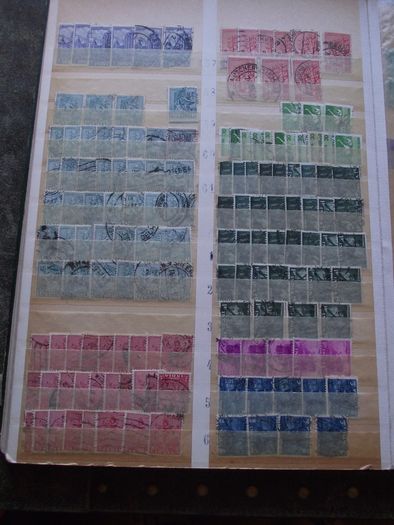 A nice collection of Stamps from India, presented in the stock book